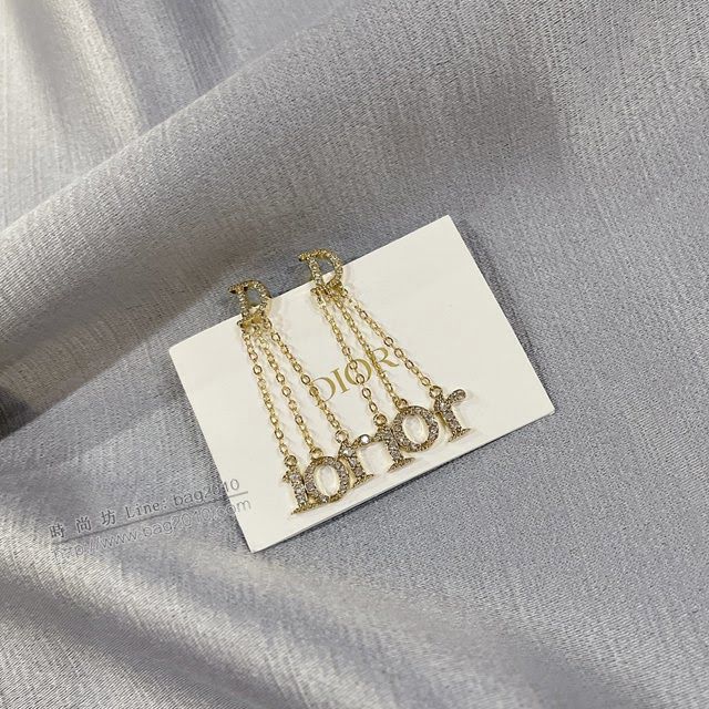 Dior飾品 迪奧經典熱銷2020早春新款耳環 字母流蘇耳釘  zgd1054